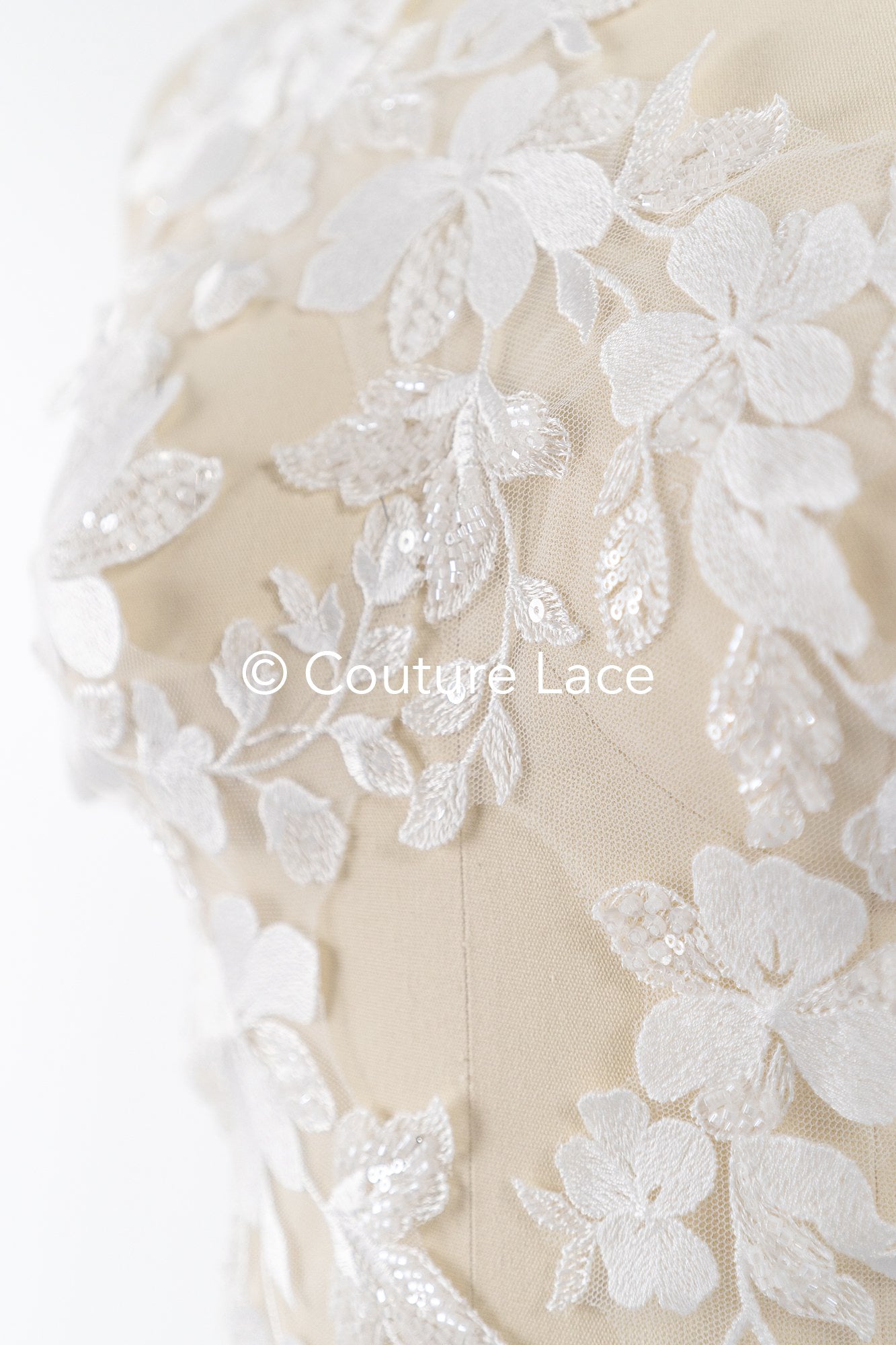 Perlenmuster aus Blumenspitze für das Brautkleid/zarte Spitzenapplikationen für das Brautkleid/perlenbesetzte Spitzenaufnäher für das Brautkleid// A24-464