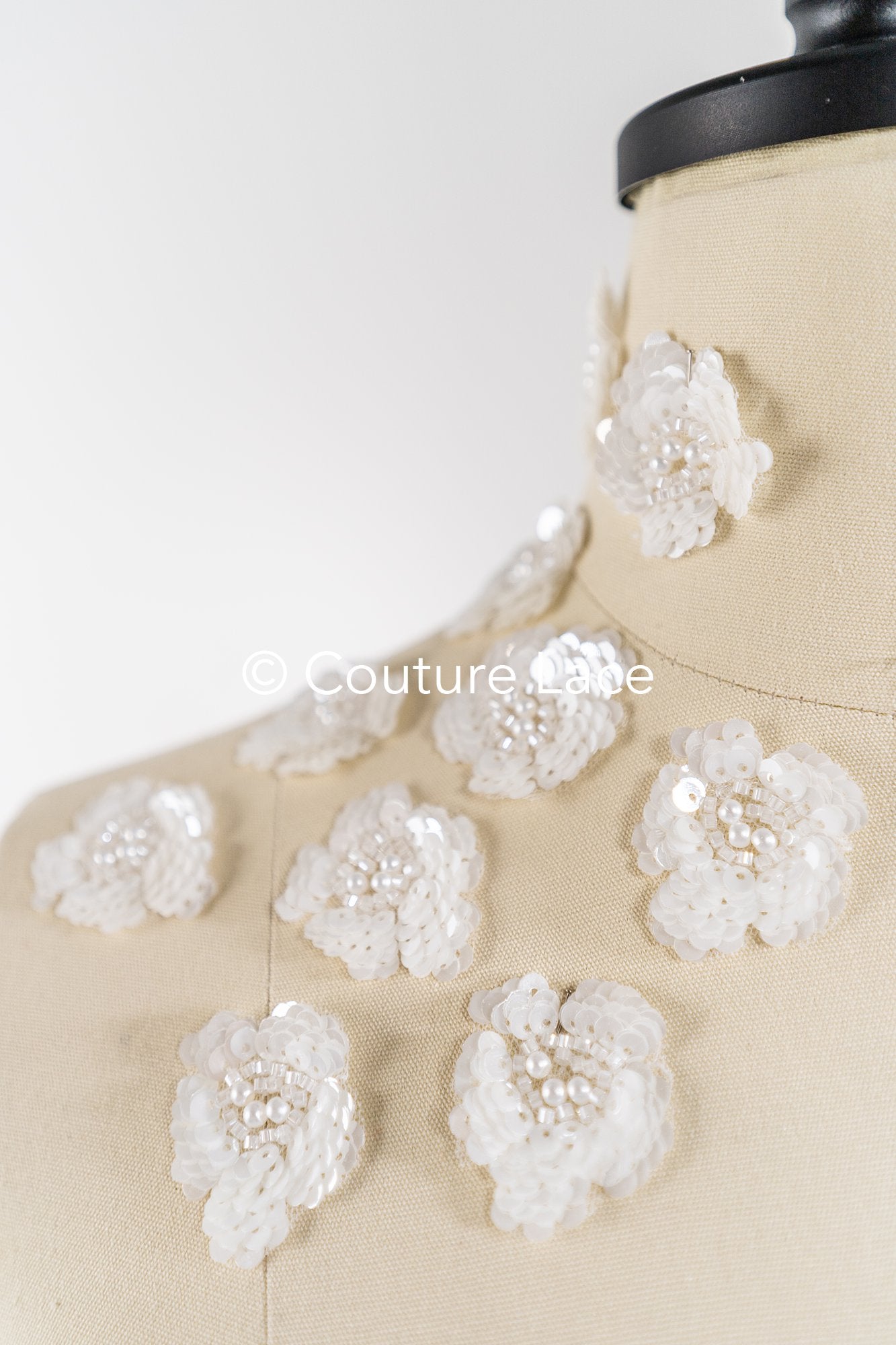 20pcs. Fleurs en dentelle à coudre/ Applique en dentelle fleur 3D/ Applique en dentelle pour robe de mariée/ Dentelle de mariée// A26-494