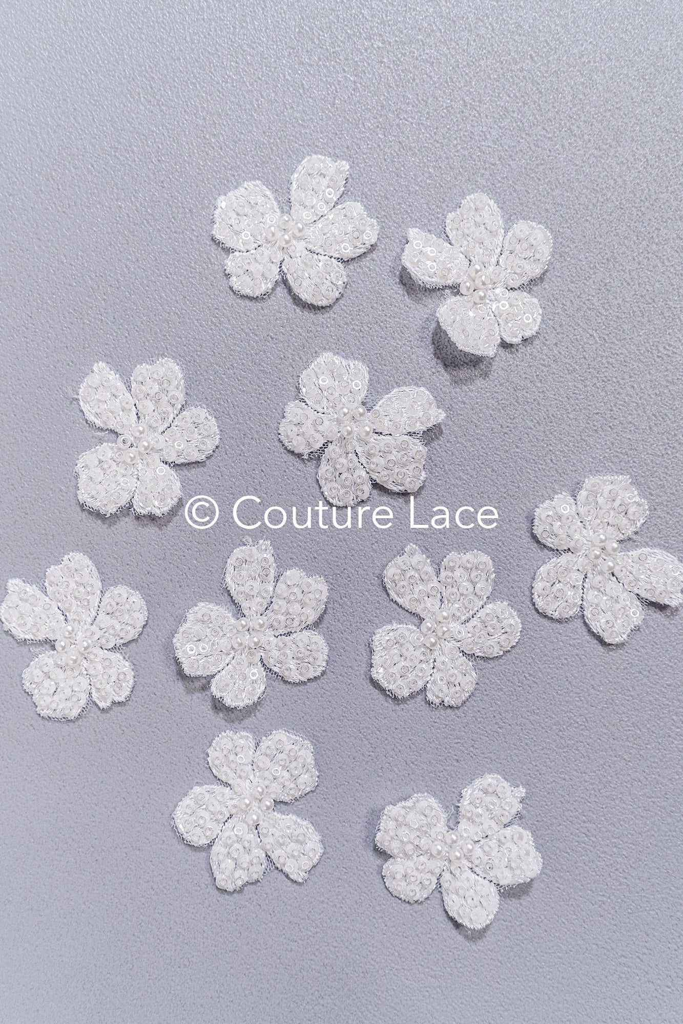20 piezas de flores de encaje para coser / Aplicaciones de flores 3D de encaje / Aplicaciones de encaje para vestido de novia / Encaje nupcial // A26-501