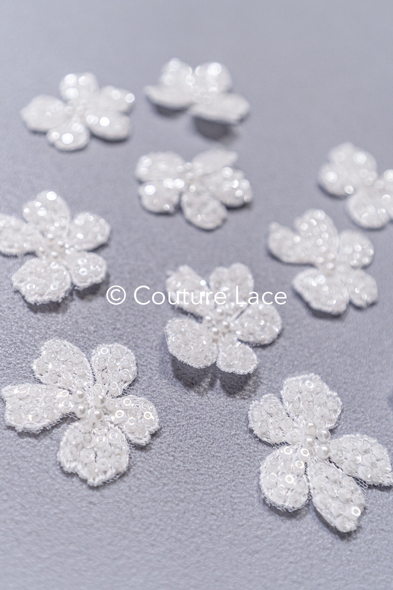 20 piezas de flores de encaje para coser / Aplicaciones de flores 3D de encaje / Aplicaciones de encaje para vestido de novia / Encaje nupcial // A26-501