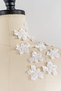 20 piezas de flores de encaje para coser / Aplicaciones de flores 3D de encaje / Aplicaciones de encaje para vestido de novia / Encaje nupcial // A26-502