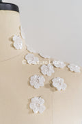 20 piezas de flores de encaje para coser / Aplicaciones de flores 3D de encaje / Aplicaciones de encaje para vestido de novia / Encaje nupcial // A26-504
