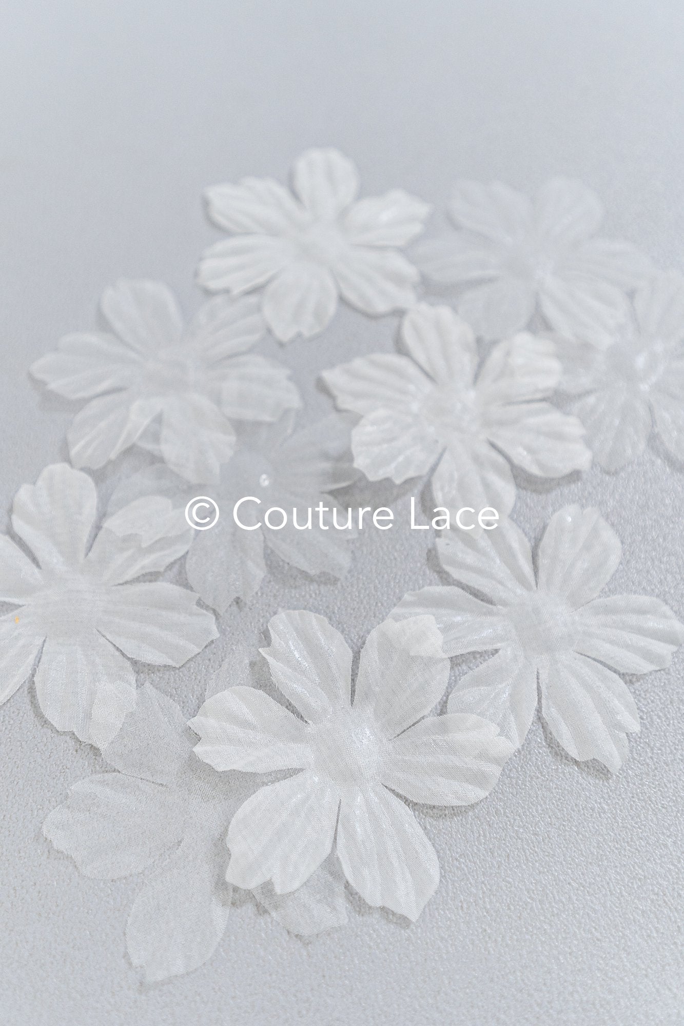 200 uds. - Flores 3D / Flores de tela para vestidos de novia / Apliques de encaje con flores 3D // A26-506