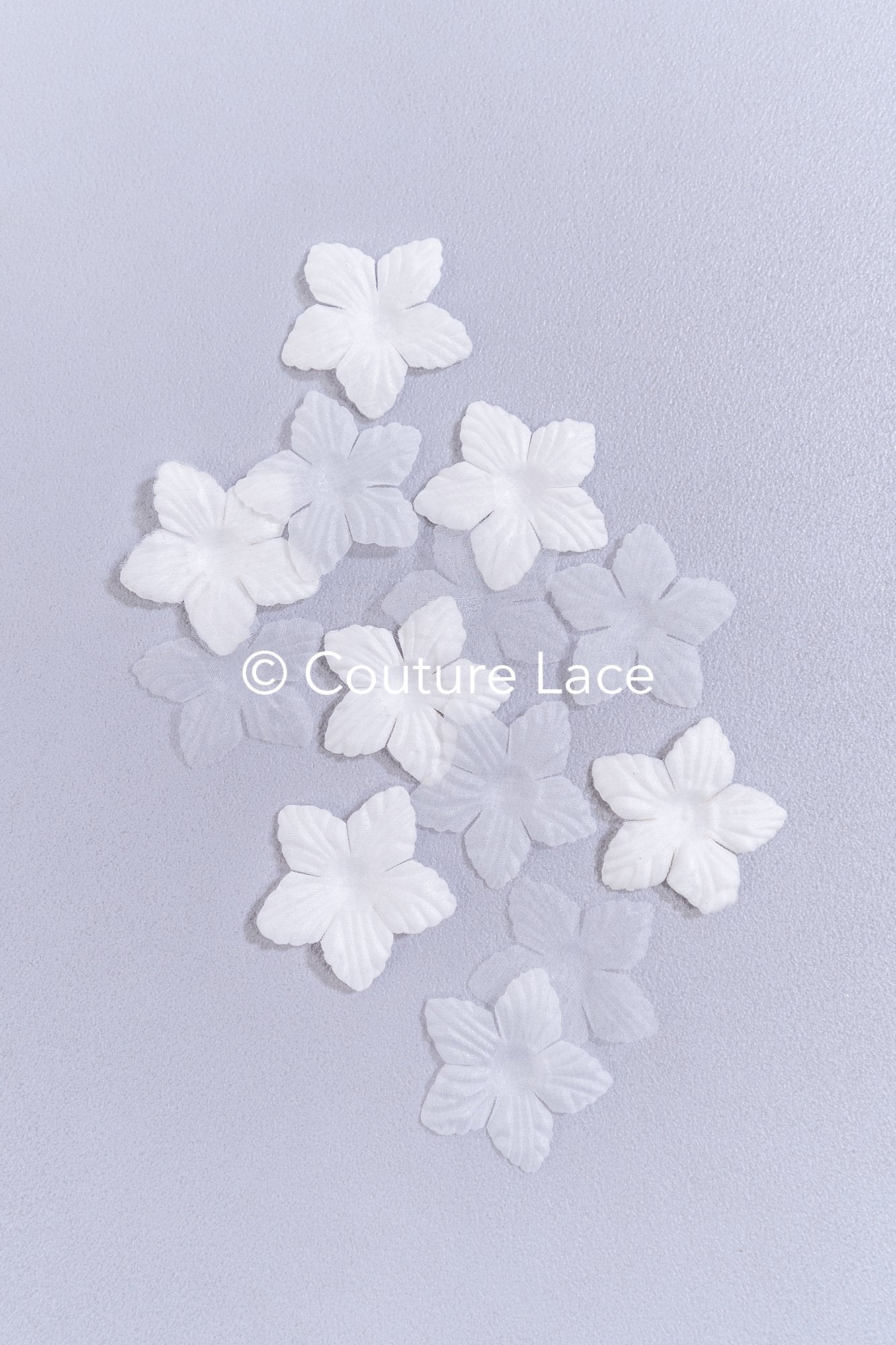 200 uds. - Flores 3D / Flores de tela para vestidos de novia / Apliques de encaje con flores 3D // A26-508