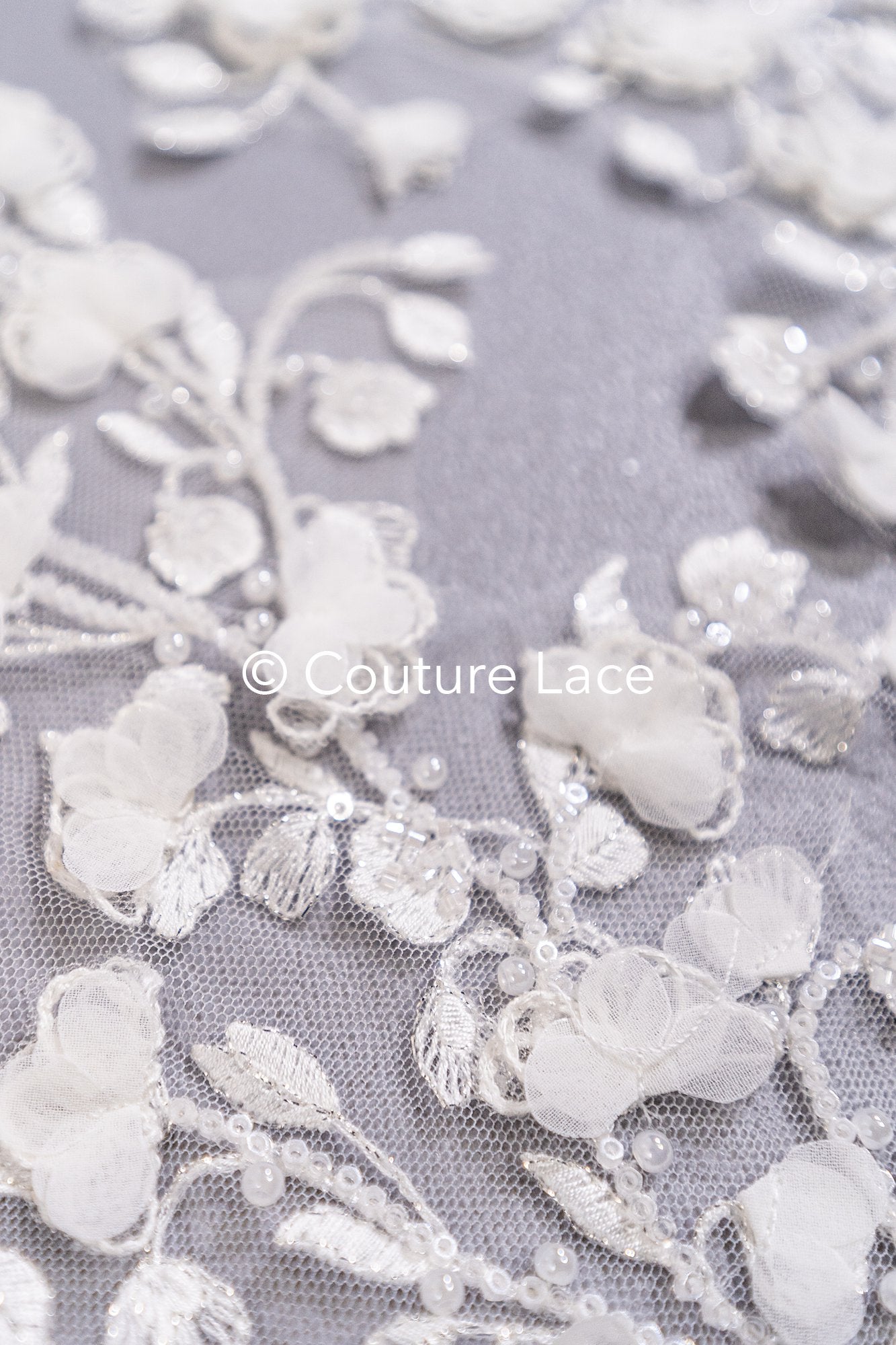 3D-Blumen Perlen-Applikationen für Brautkleider/ Brautkleidspitze Perlen Motive // A26-522