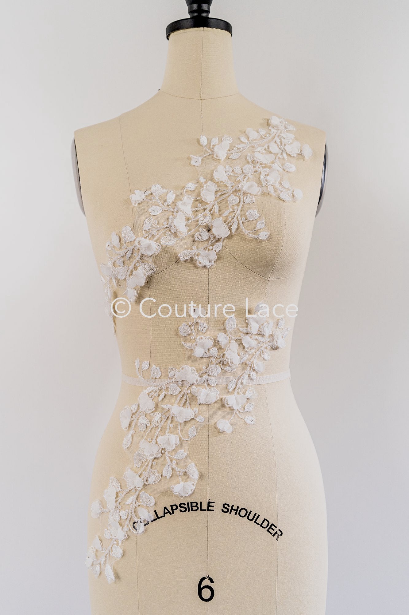 3D-Blumen Perlen-Applikationen für Brautkleider/ Brautkleidspitze Perlen Motive // A26-522