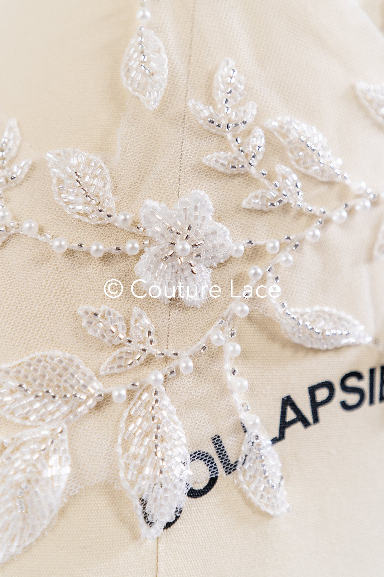 Perlen bestickte Blumen Applikationen für Brautkleider/ Brautkleidspitze Perlen Motive // A25-527