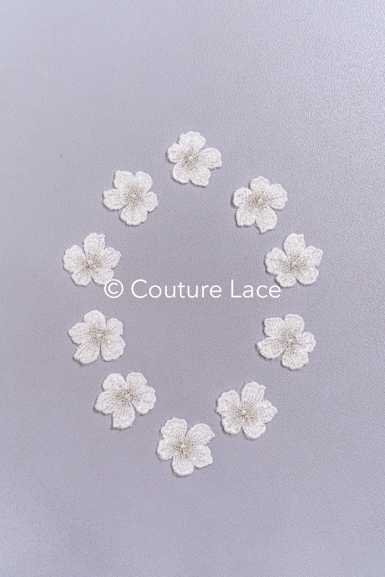 Perlenbestickte 3D Blüten/ 3D Blüten für Brautkleider // A25-528