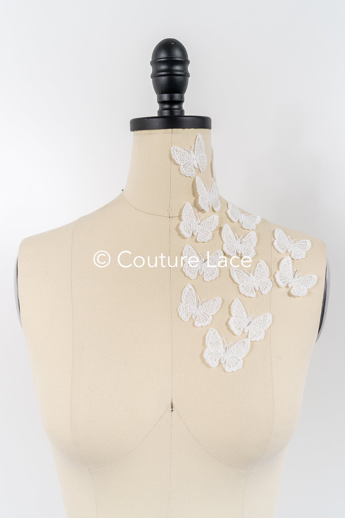 20Stk. 3D Schmetterlinge Spitzenapplikation/ Hochzeitskleid Spitzenapplikation/ Bestickte Schmetterlinge// A26-178B