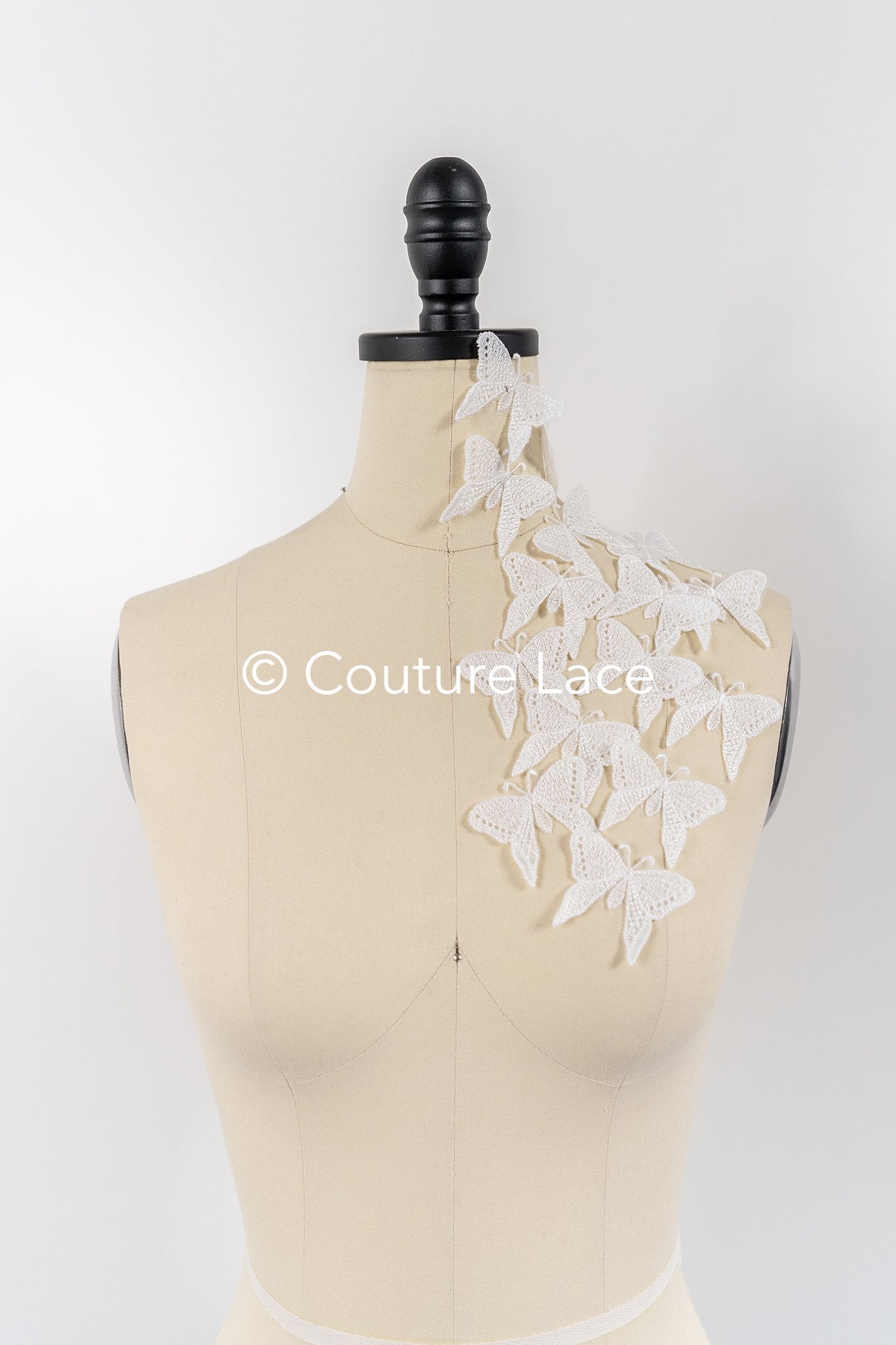 20Stk. 3D Schmetterlinge Spitzenapplikation/ Hochzeitskleid Spitzenapplikation/ Bestickte Schmetterlinge// A26-179B