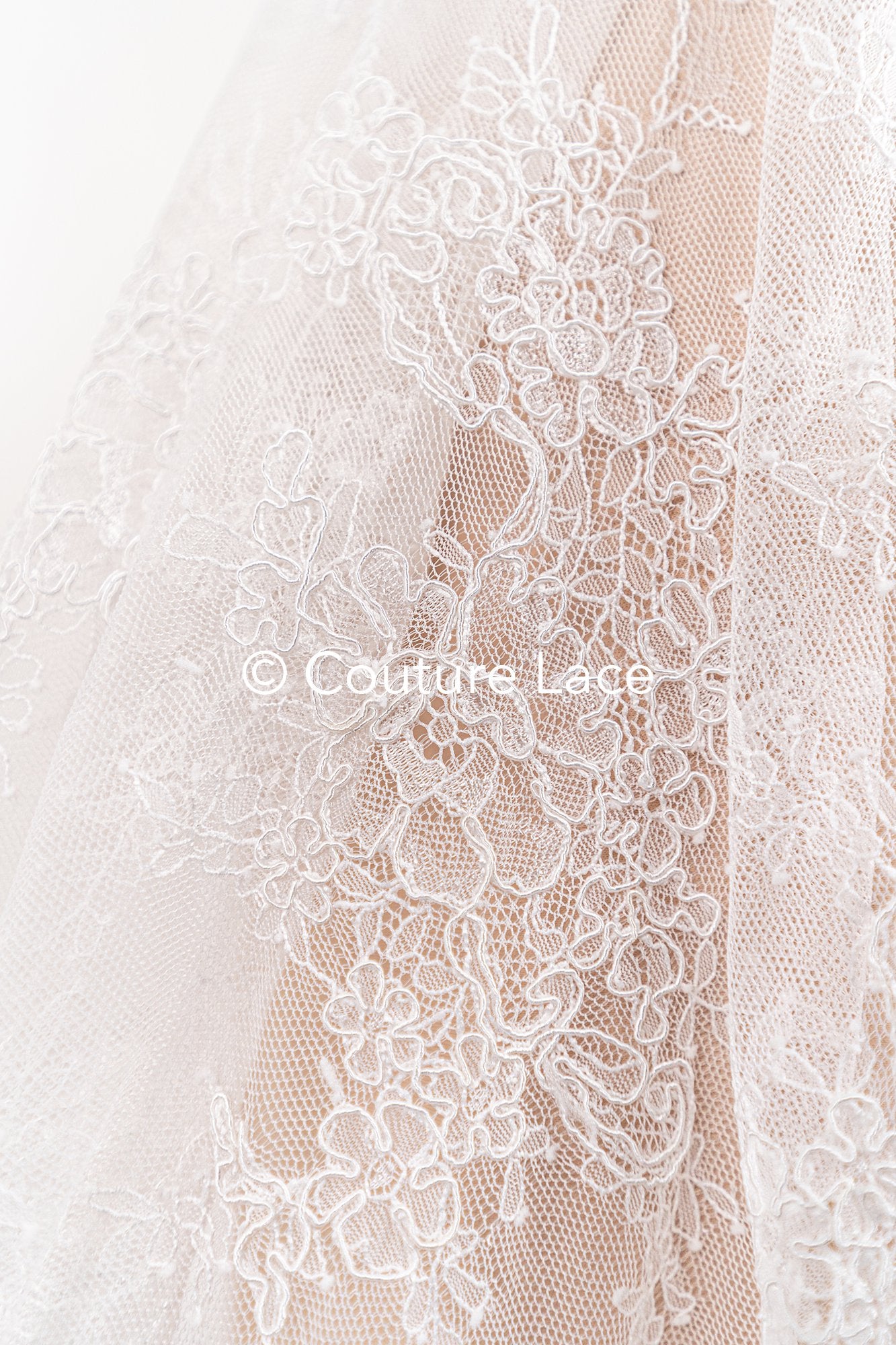 3 meters of French Chantilly lace / French bridal lace / L26-872