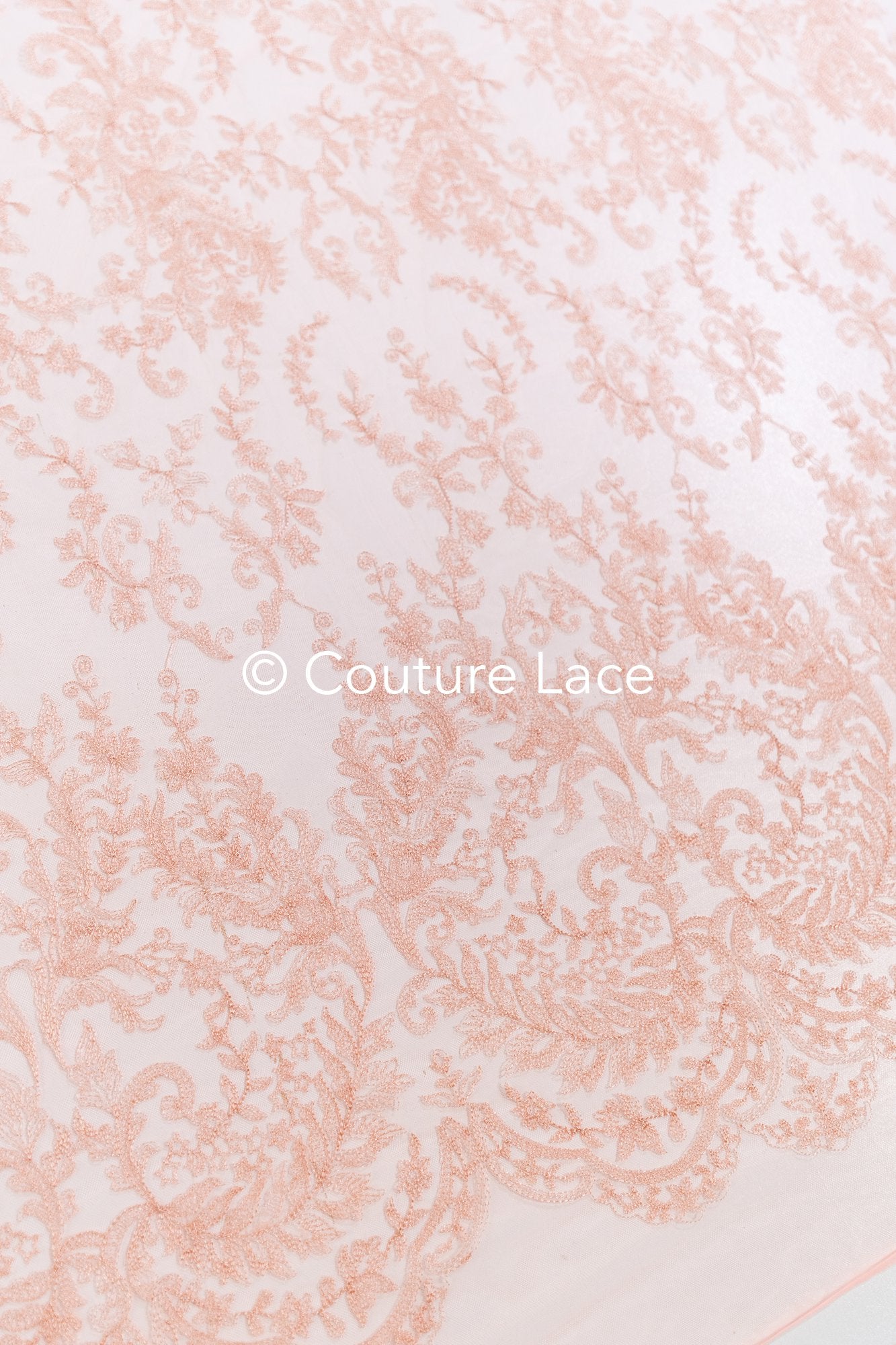 Super romantisch weich-pfirsich Braut Spitzenstoff mit verschnörkelt-floralem filigranem Muster, weicher Rosé Spitzenstoff, Dessous Spitze// L21-412PH
