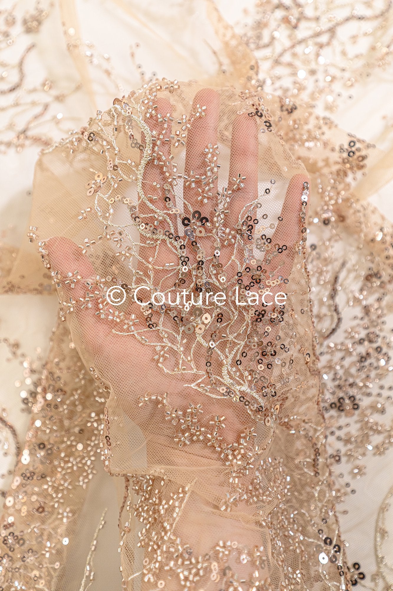 Rose Gold Spitze mit Perlen/ perlenbesetzter Couture Spitzenstoff/ kupfer Spitzenstoff/ Abendkleid Perlen Stoff// L22-488