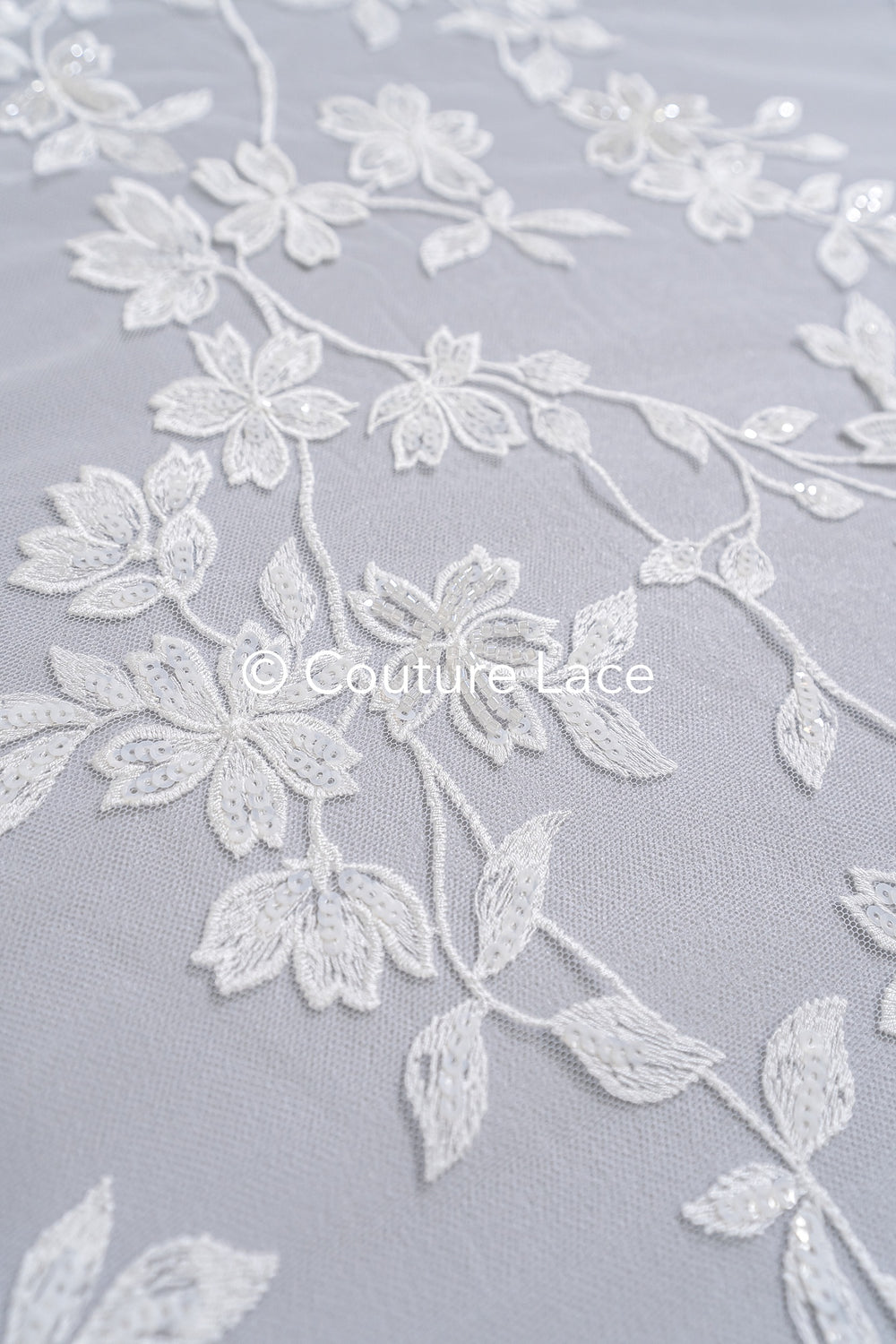 Perlen-Spitzenstoff/ Couture-Spitzenstoff floral/ Braut-Spitzenstoff/ Perlen-Spitzenstoff// L24-686