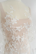 Perlen-Spitzenstoff/ Couture-Spitzenstoff floral/ Braut-Spitzenstoff/ Perlen-Spitzenstoff// L24-686
