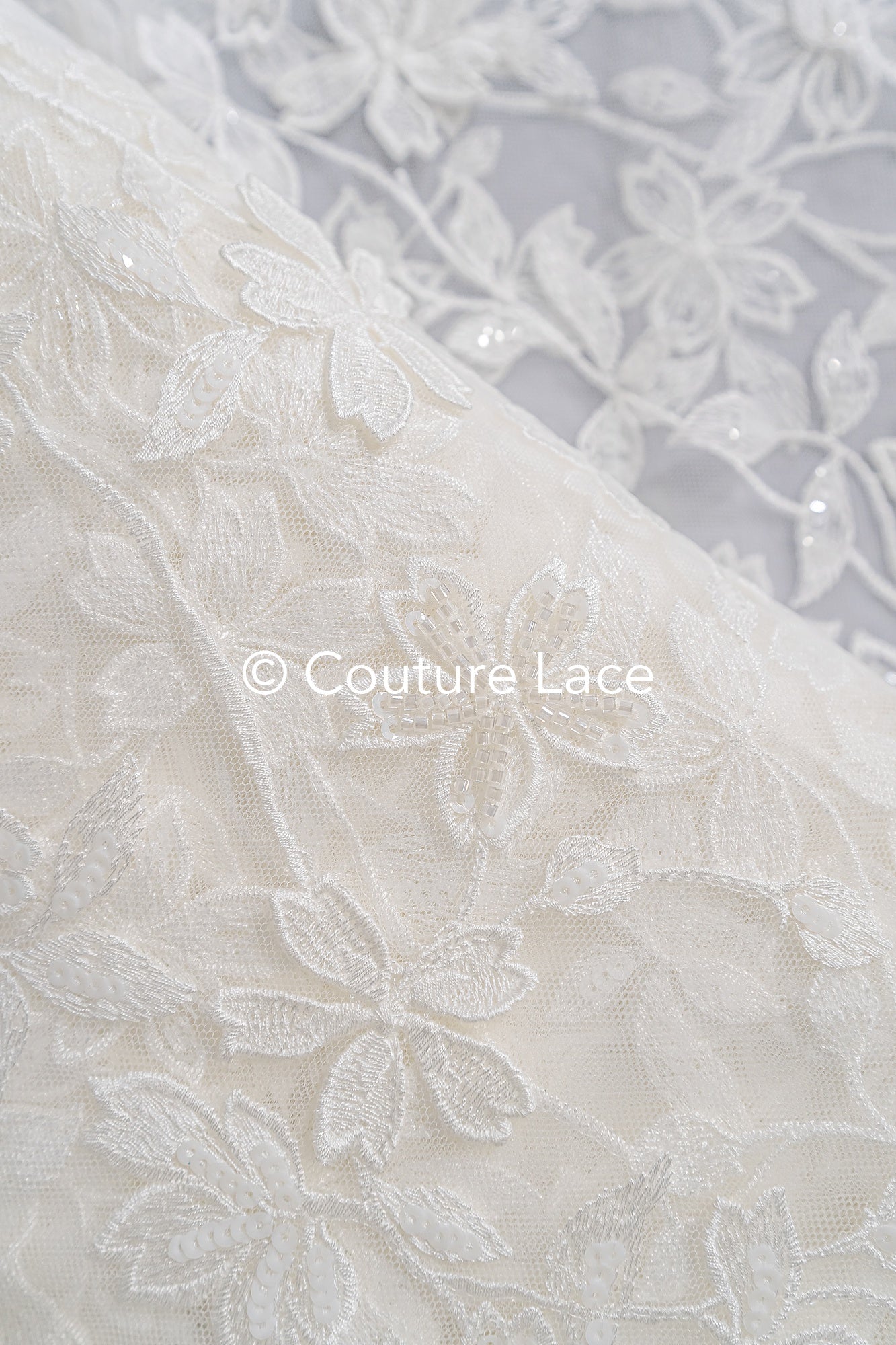 Perlen-Spitzenstoff/ Couture-Spitzenstoff floral/ Braut-Spitzenstoff/ Perlen-Spitzenstoff// L24-686