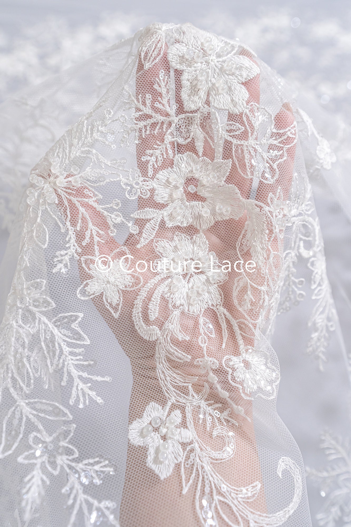 Perlen-Spitzenstoff/ Couture-Spitzenstoff/ Braut-Spitzenstoff/ Perlen-Spitzenstoff// L24-689