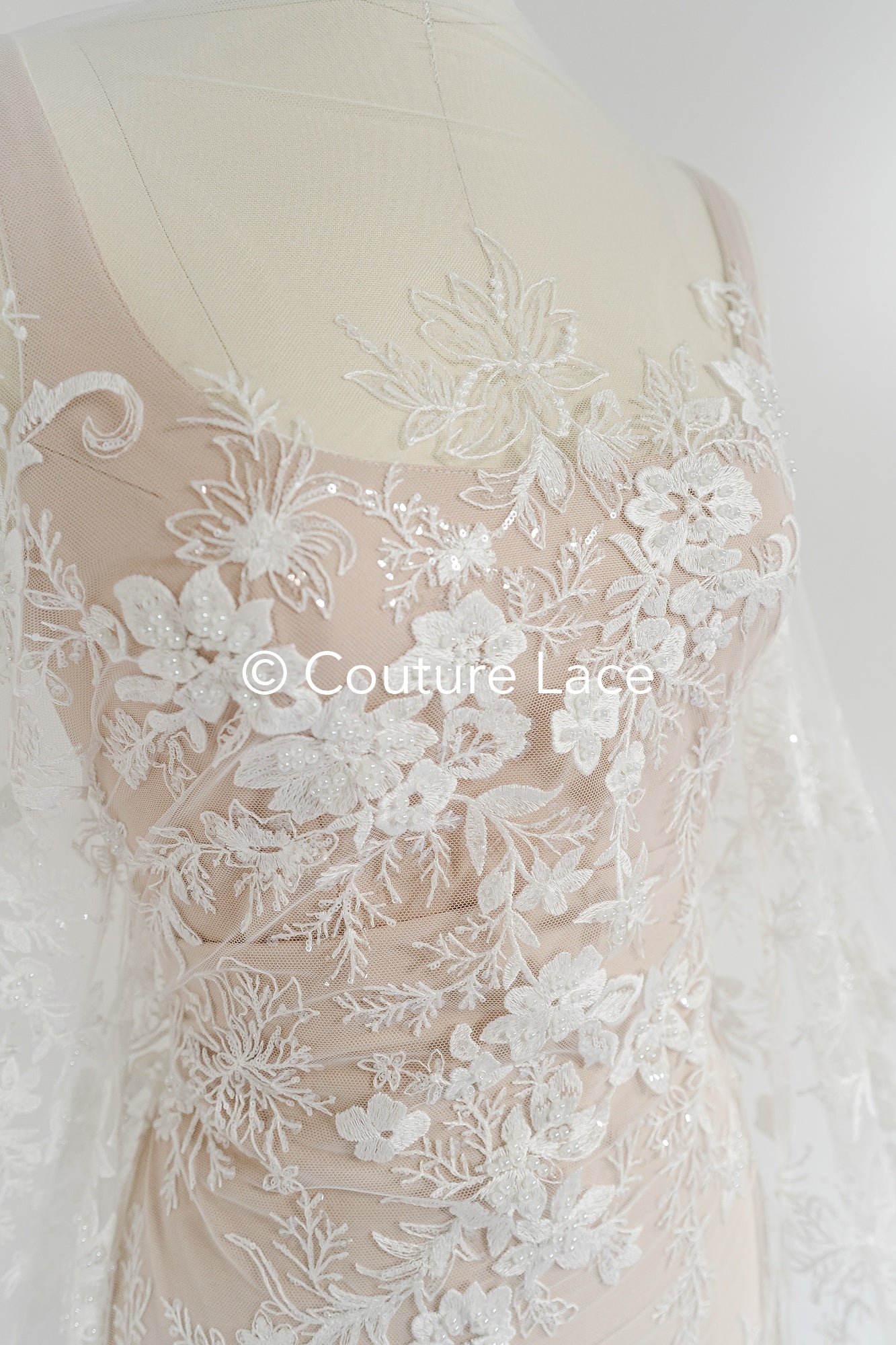 Perlen-Spitzenstoff/ Couture-Spitzenstoff/ Braut-Spitzenstoff/ Perlen-Spitzenstoff// L24-689