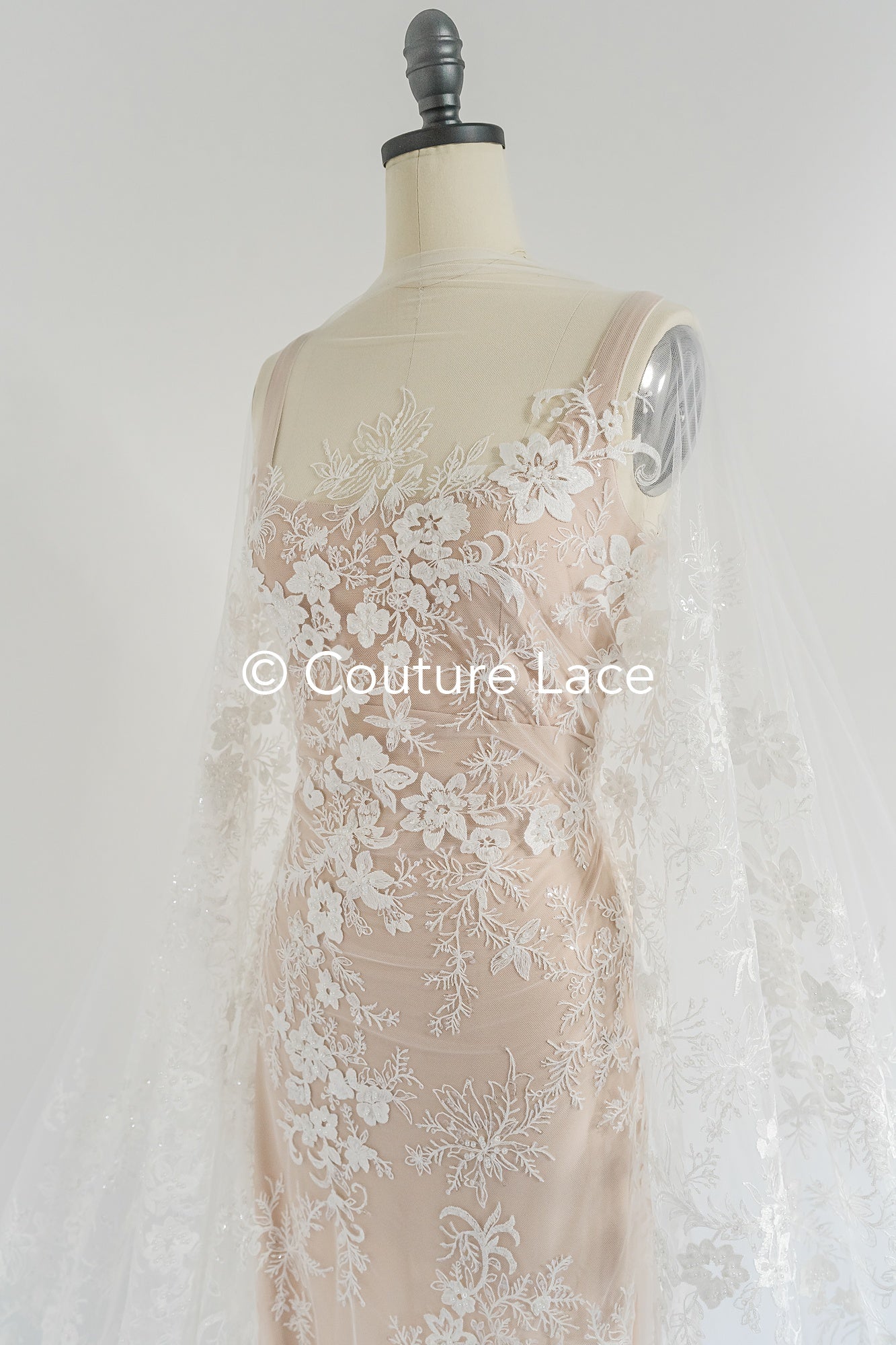 Perlen-Spitzenstoff/ Couture-Spitzenstoff/ Braut-Spitzenstoff/ Perlen-Spitzenstoff// L24-689