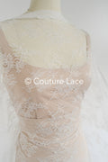 Chantilly-Spitzenstoff für Brautkleid/ Off-White Weiches französisches Hochzeits-Spitzenmaterial/ Braut-Spitzenstoff // L24-711