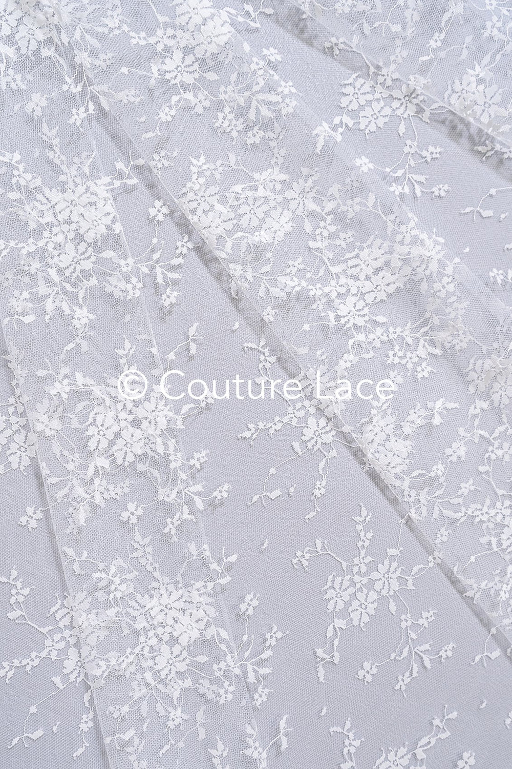 Dentelle française pour robes de mariée / Dentelle de Chantilly pour mariées // L25-714