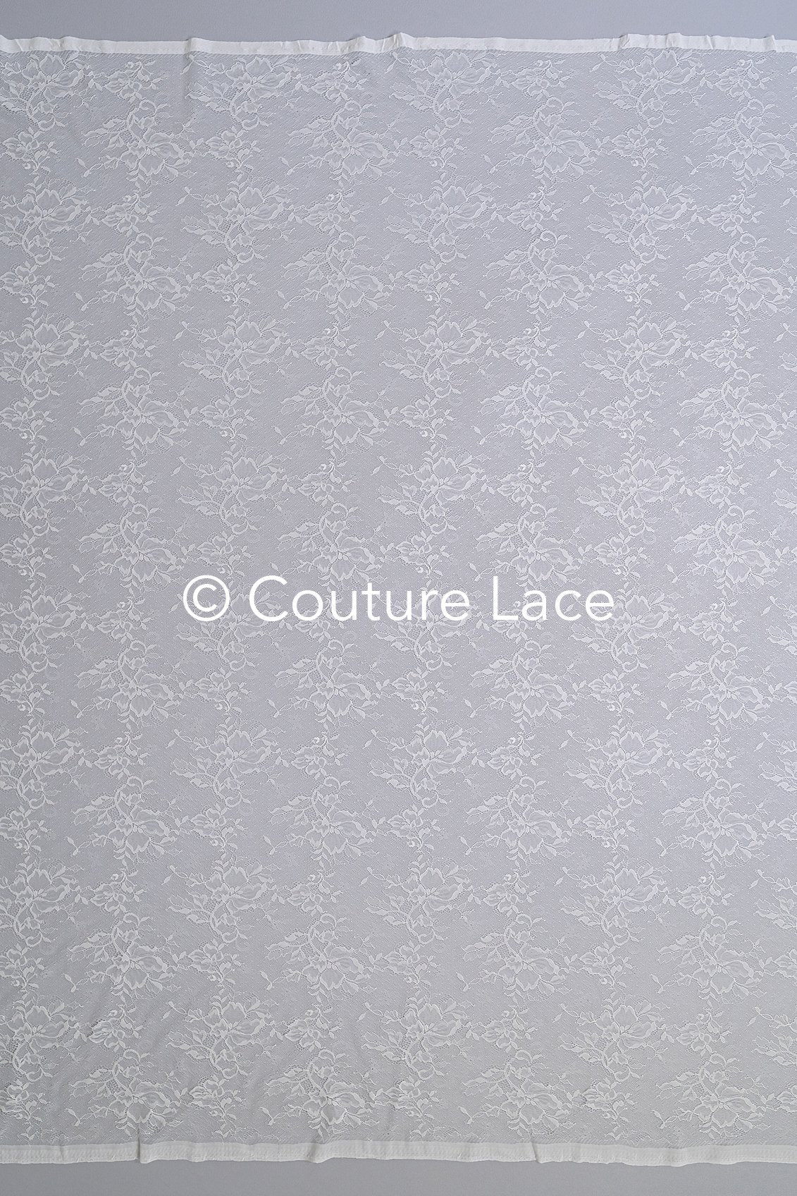 Dentelle de Chantilly pour robe de mariée / Dentelle française pour robe de mariée // L25-715