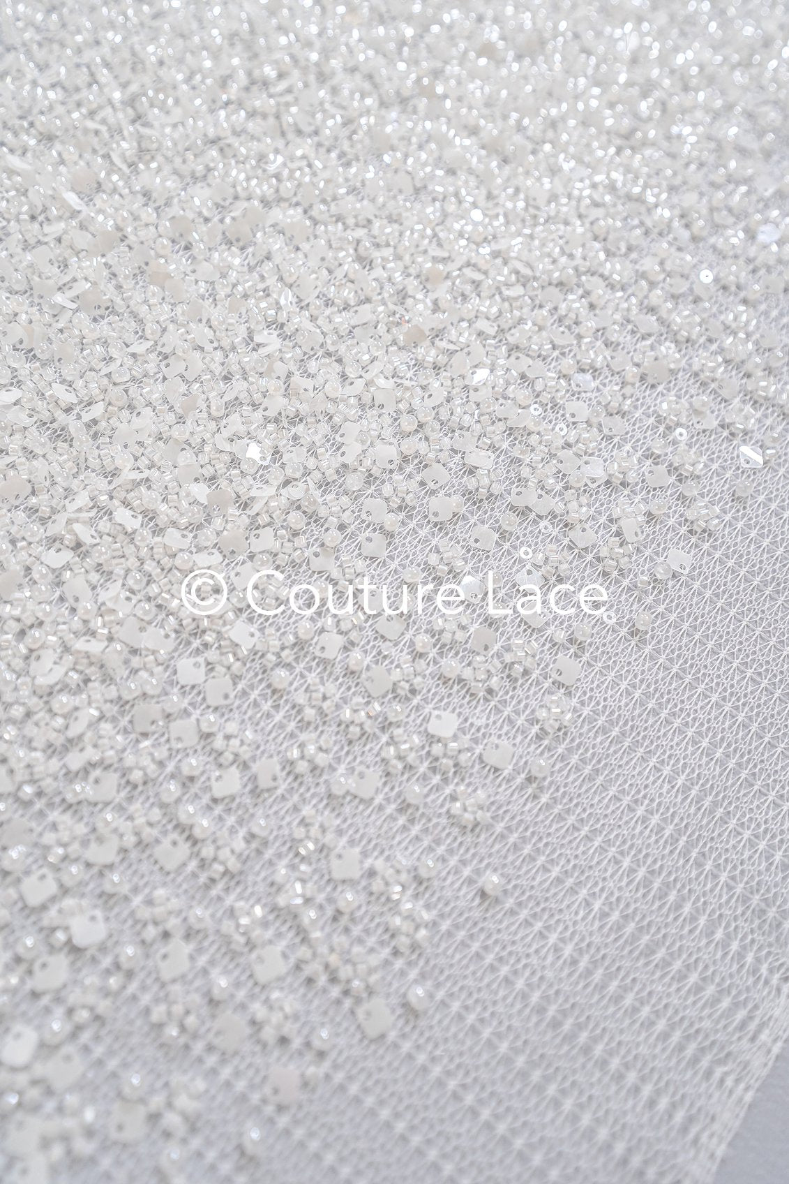 Perlenbestickte Brautspitze/ Perlenstickerei für Brautkleider/ Brautstoffe  // L25-729