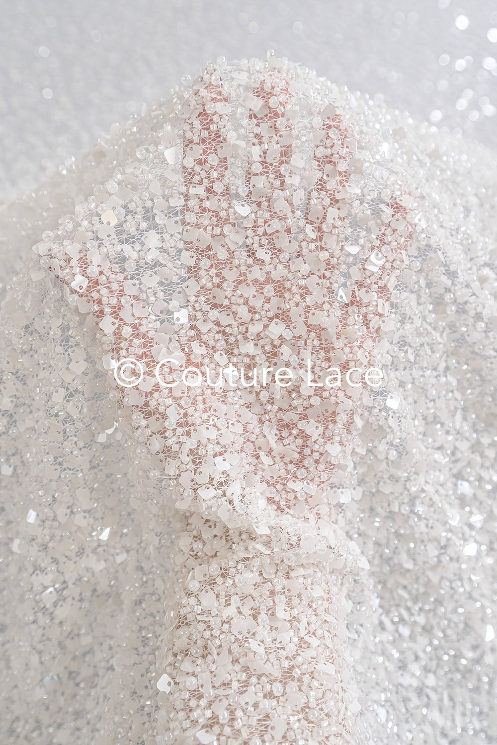 Perlenbestickte Brautspitze/ Perlenstickerei für Brautkleider/ Brautstoffe  // L25-729