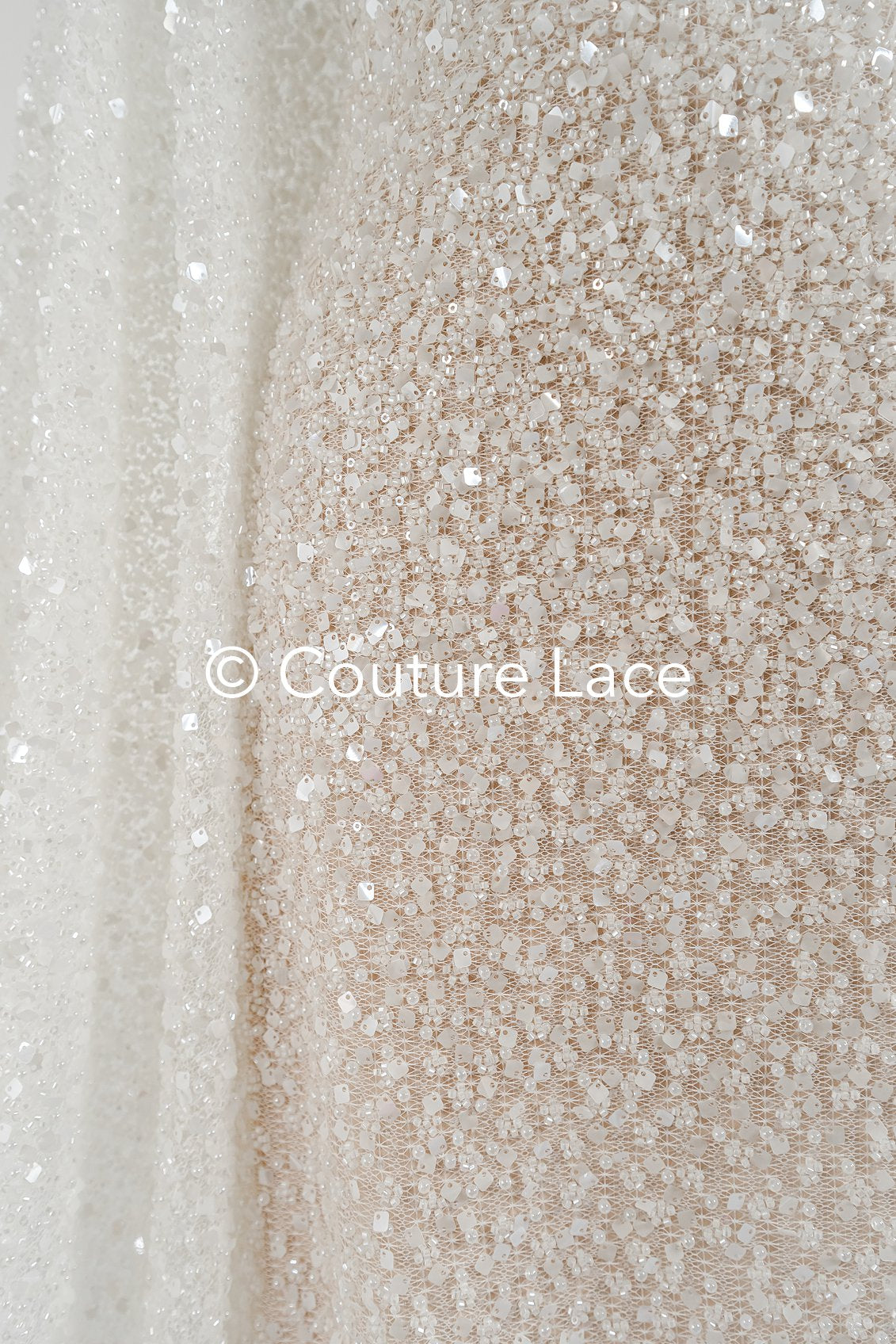 Perlenbestickte Brautspitze/ Perlenstickerei für Brautkleider/ Brautstoffe  // L25-729