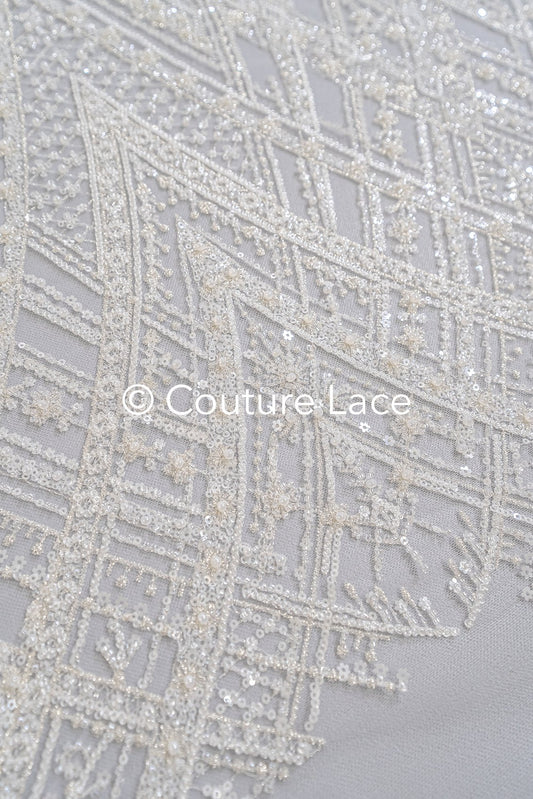 Geometrische Perlenbestickte Brautspitze/ Luxuriöse Perlenspitze für Brautkleider // L25-730