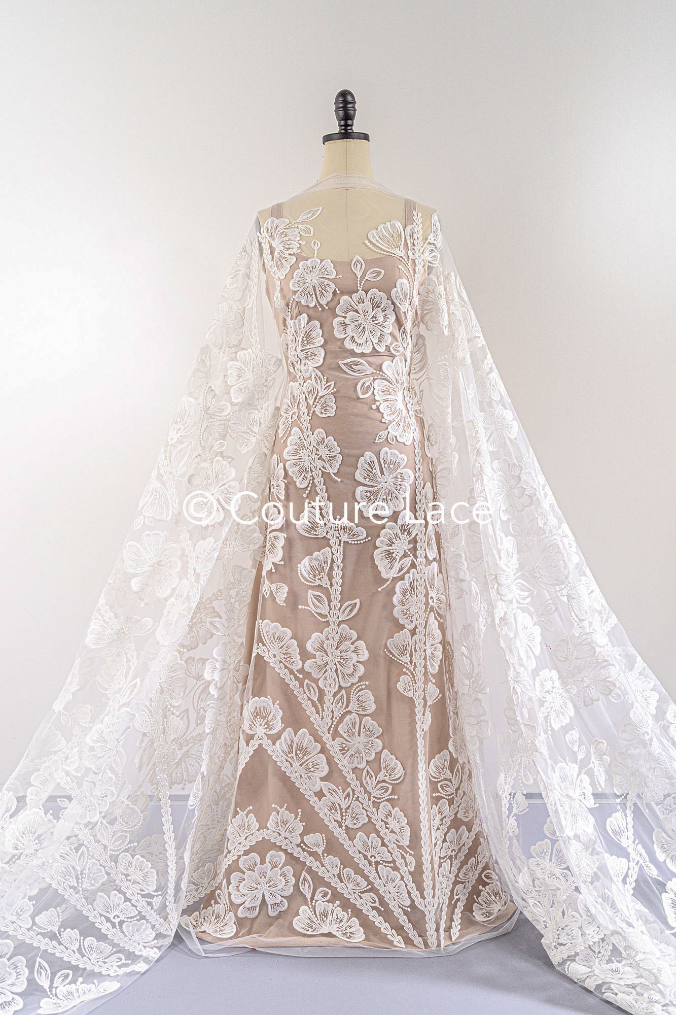 Encaje nupcial boho con estampado floral / encaje boho para vestido de novia // L25-756