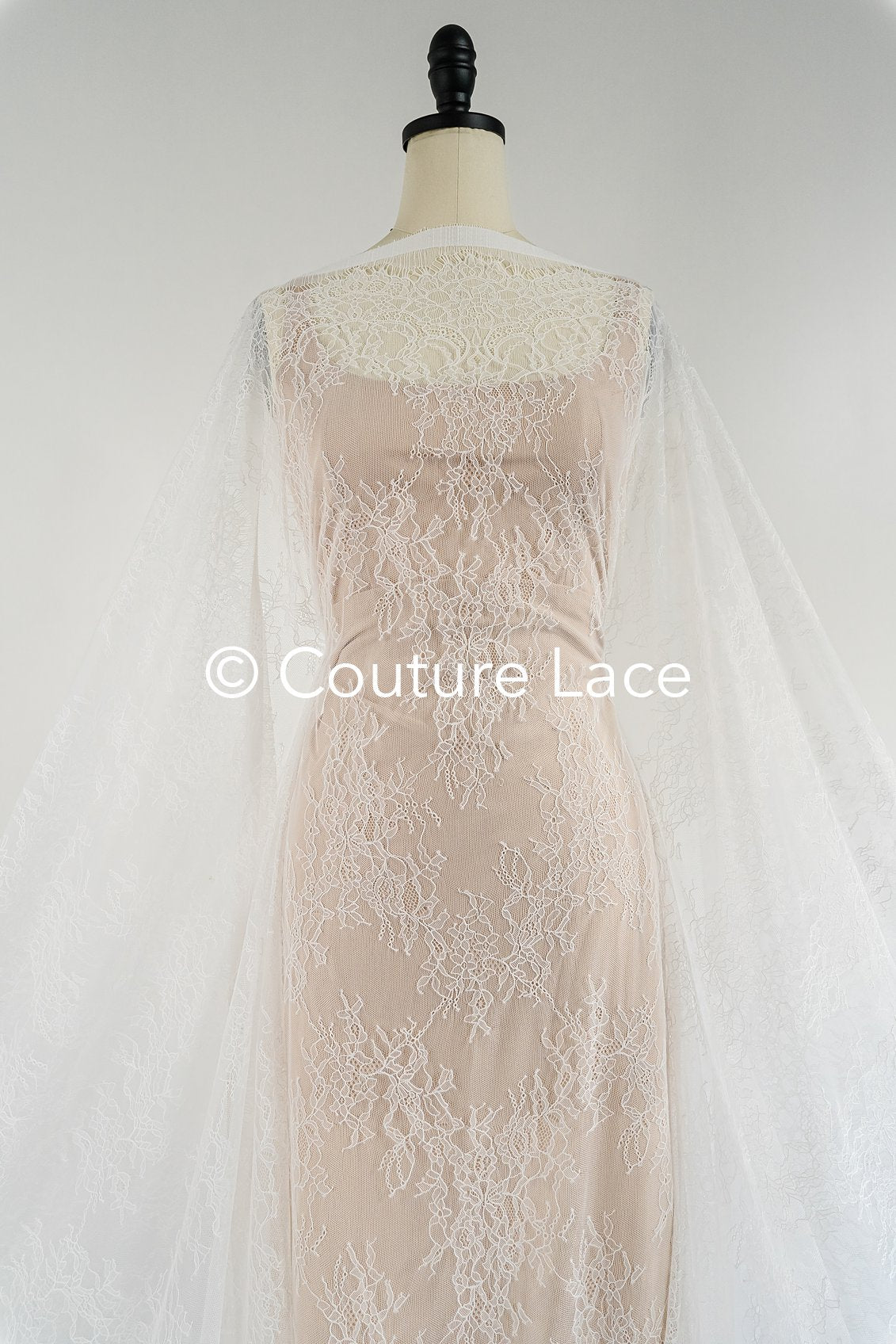 3 mètres de dentelle florale française / Dentelle florale française pour mariée // L25-757