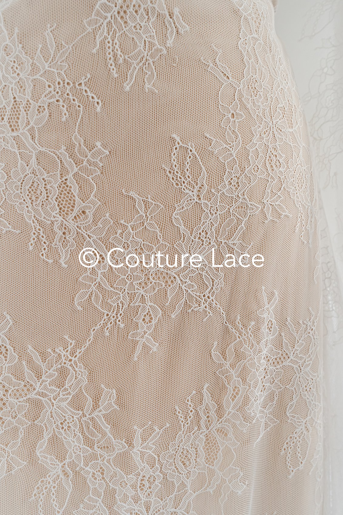 3 mètres de dentelle florale française / Dentelle florale française pour mariée // L25-757