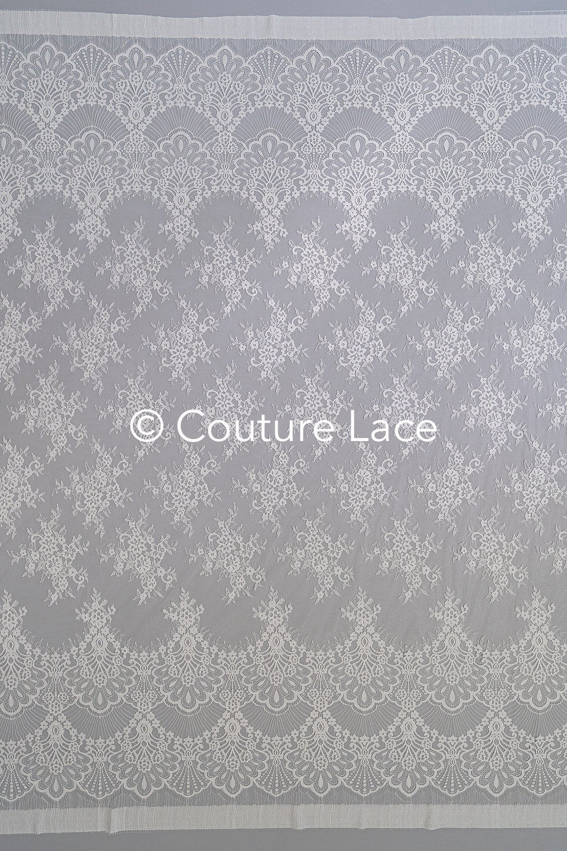 3 mètres de dentelle florale française / dentelle Chantilly française pour mariée // L25-759