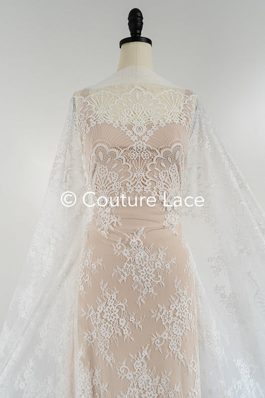 3 mètres de dentelle florale française / dentelle Chantilly française pour mariée // L25-759