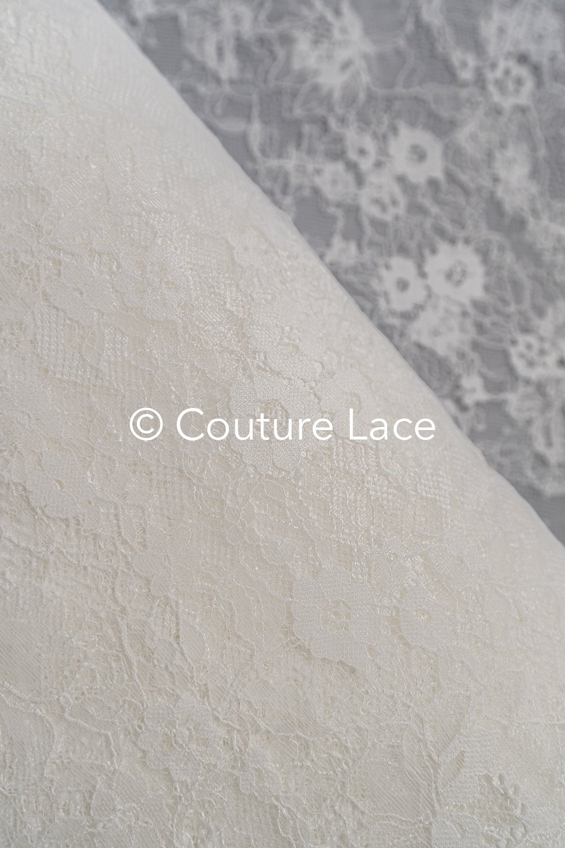 3 mètres de dentelle florale française / Dentelle de Chantilly française pour mariée // L25-761