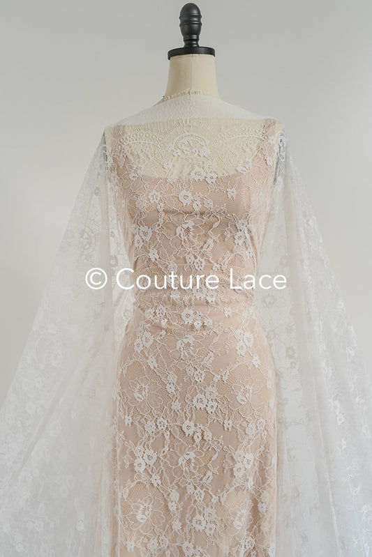 3 mètres de dentelle florale française / Dentelle de Chantilly française pour mariée // L25-761