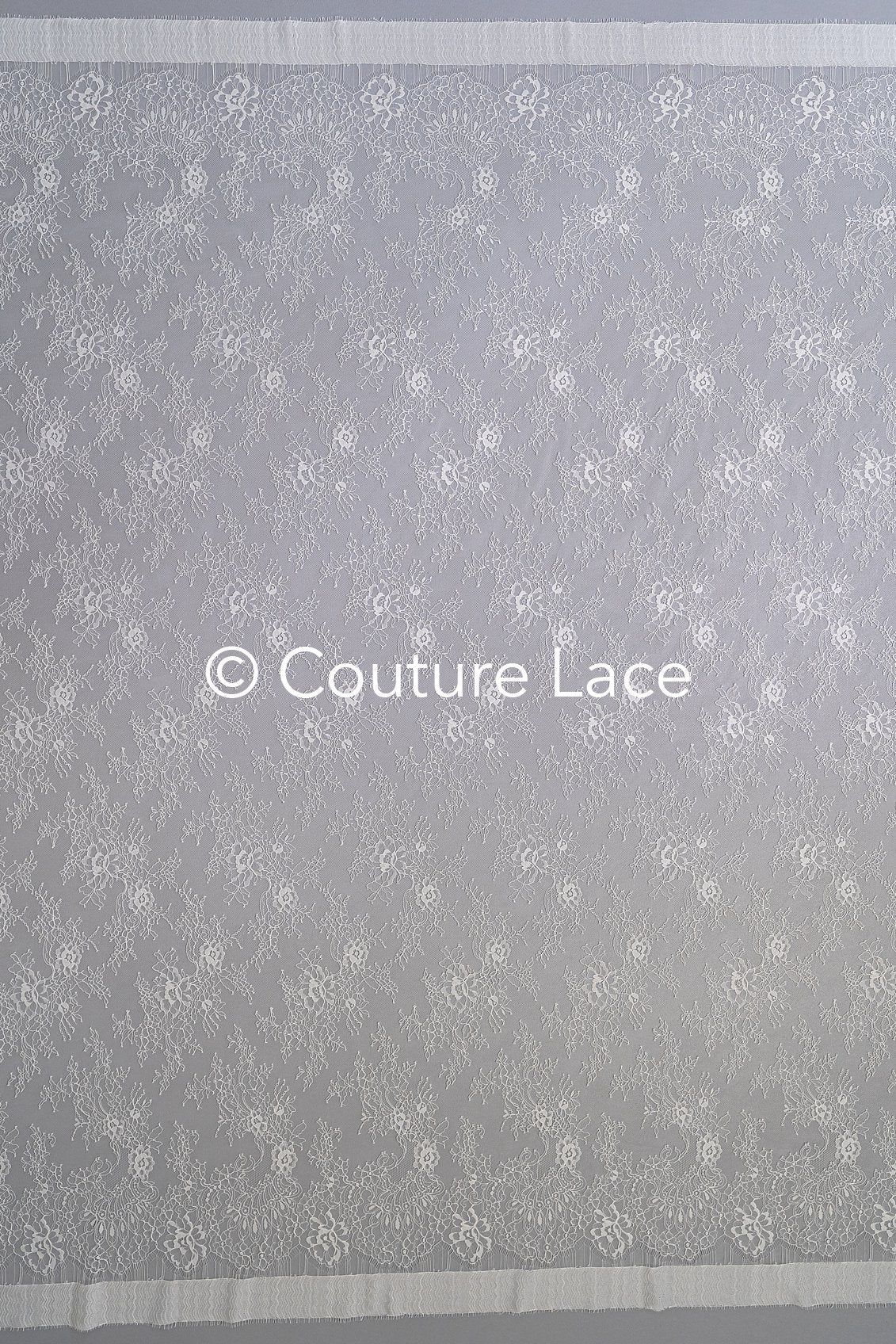 3 mètres de dentelle florale française / Dentelle Chantilly française pour mariée // L25-762