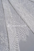 3 MÈTRES Tissu de dentelle de mariée/ Dentelle de robe de soirée douce/ Dentelle florale blanc cassé/ Dentelle de lingerie/ Tissu de dentelle de mariage de cils// C17-003 