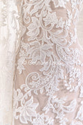 Luxurious floral lace with floral patterns, finest bridal lace for luxurious wedding dresses // L25-794