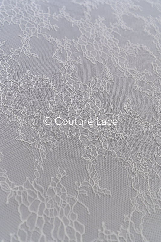 3 mètres de dentelle florale française / dentelle Chantilly française pour mariée // L25-798