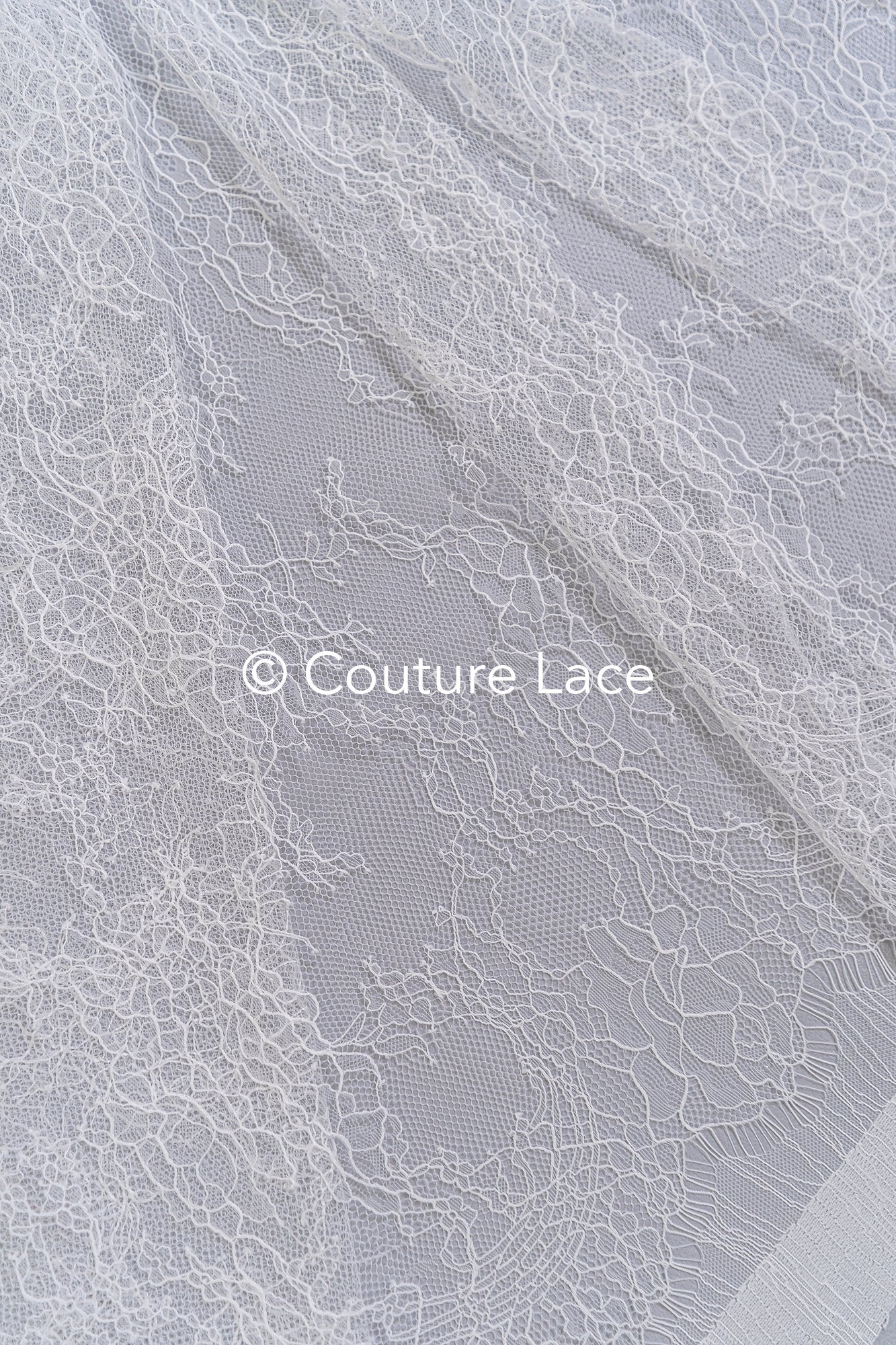 3 mètres de dentelle florale française / dentelle Chantilly française pour mariée // L25-798