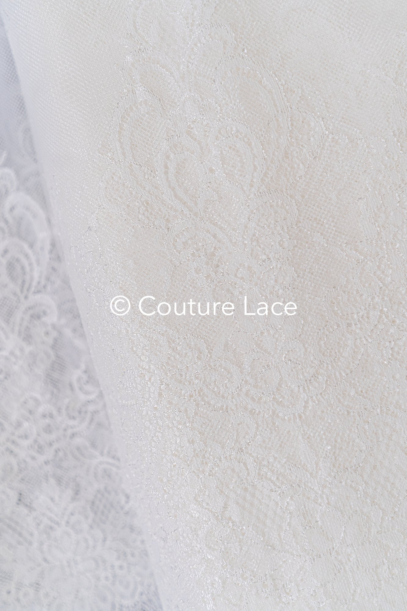 3 mètres de dentelle florale française / Bordure en dentelle Chantilly française pour mariée // L25-799