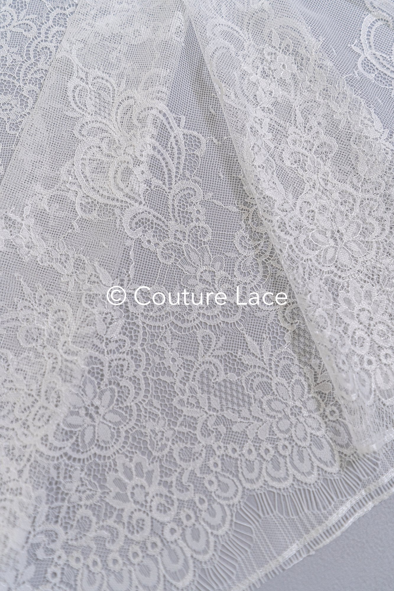 3 mètres de dentelle florale française / Bordure en dentelle Chantilly française pour mariée // L25-799