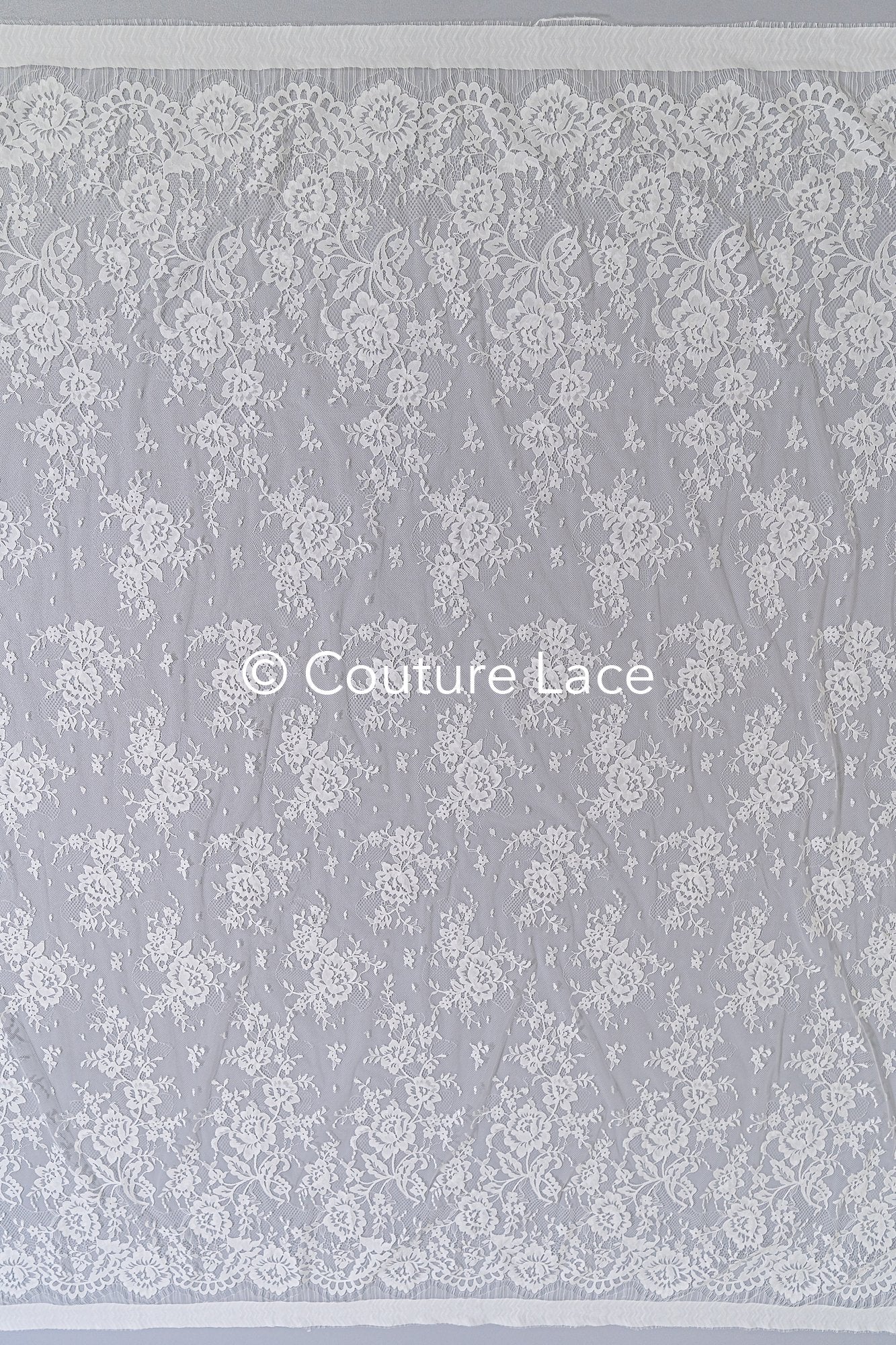 3 mètres de dentelle florale française / Dentelle de mariée Chantilly française // L25-800