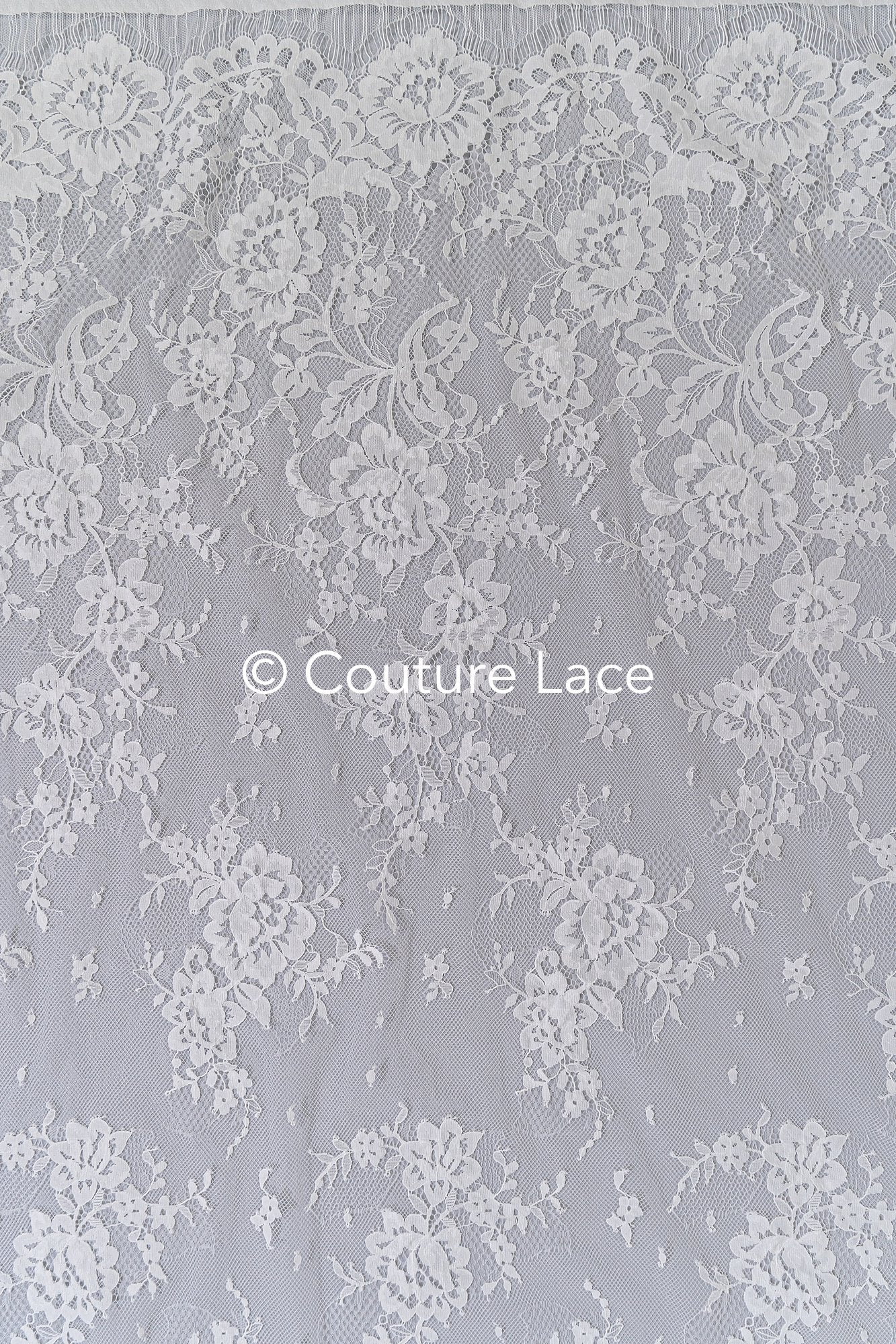 3 mètres de dentelle florale française / Dentelle de mariée Chantilly française // L25-800