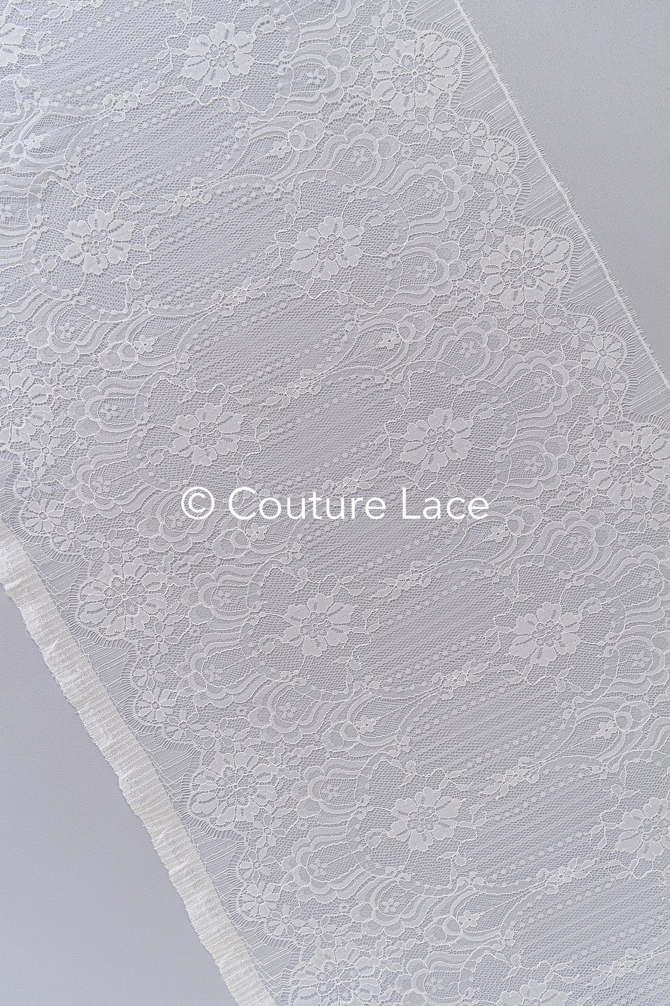 3 mètres de dentelle florale française / Bordure en dentelle Chantilly française pour mariée // L25-803