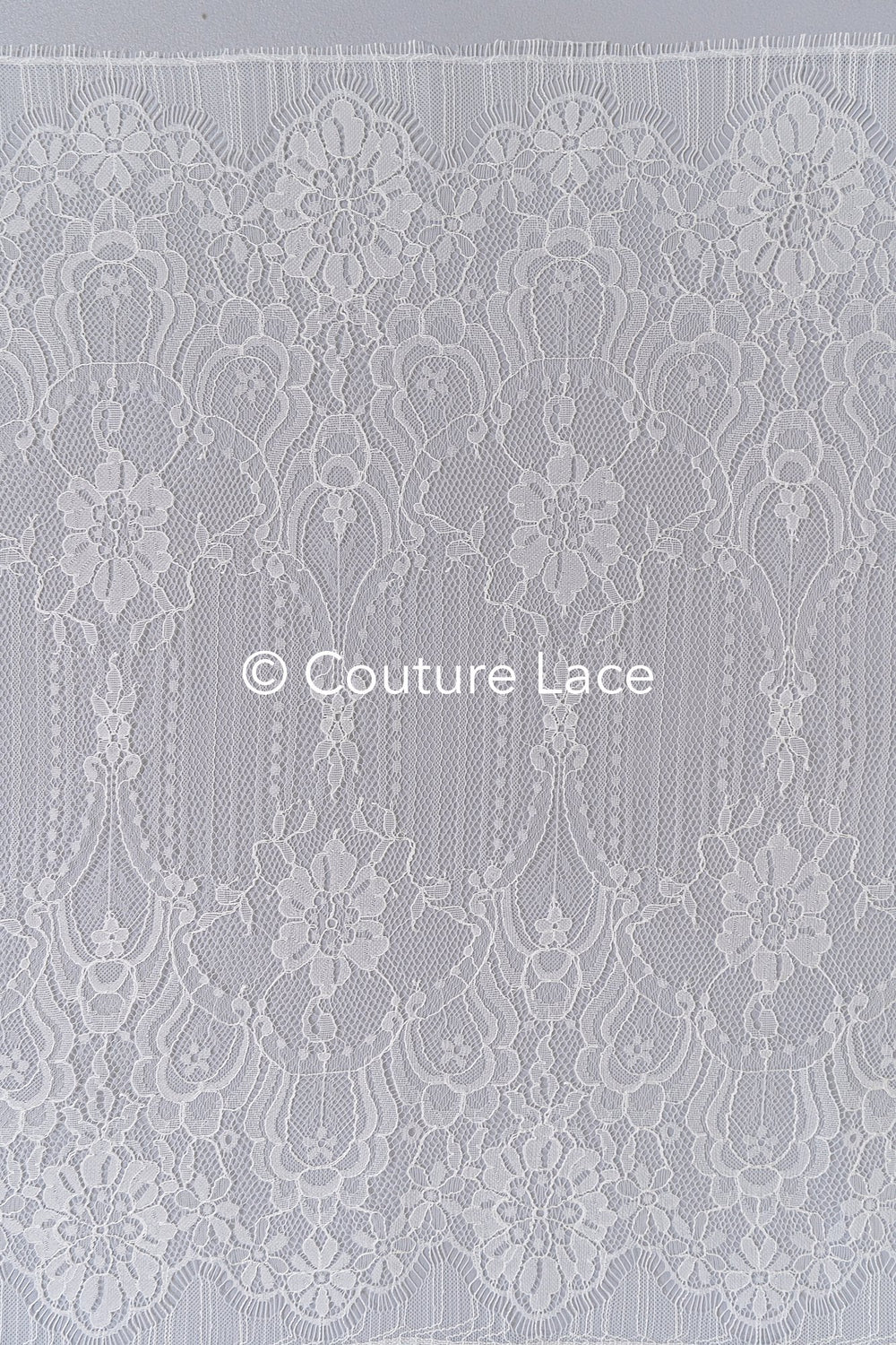 3 mètres de dentelle florale française / Bordure en dentelle Chantilly française pour mariée // L25-803