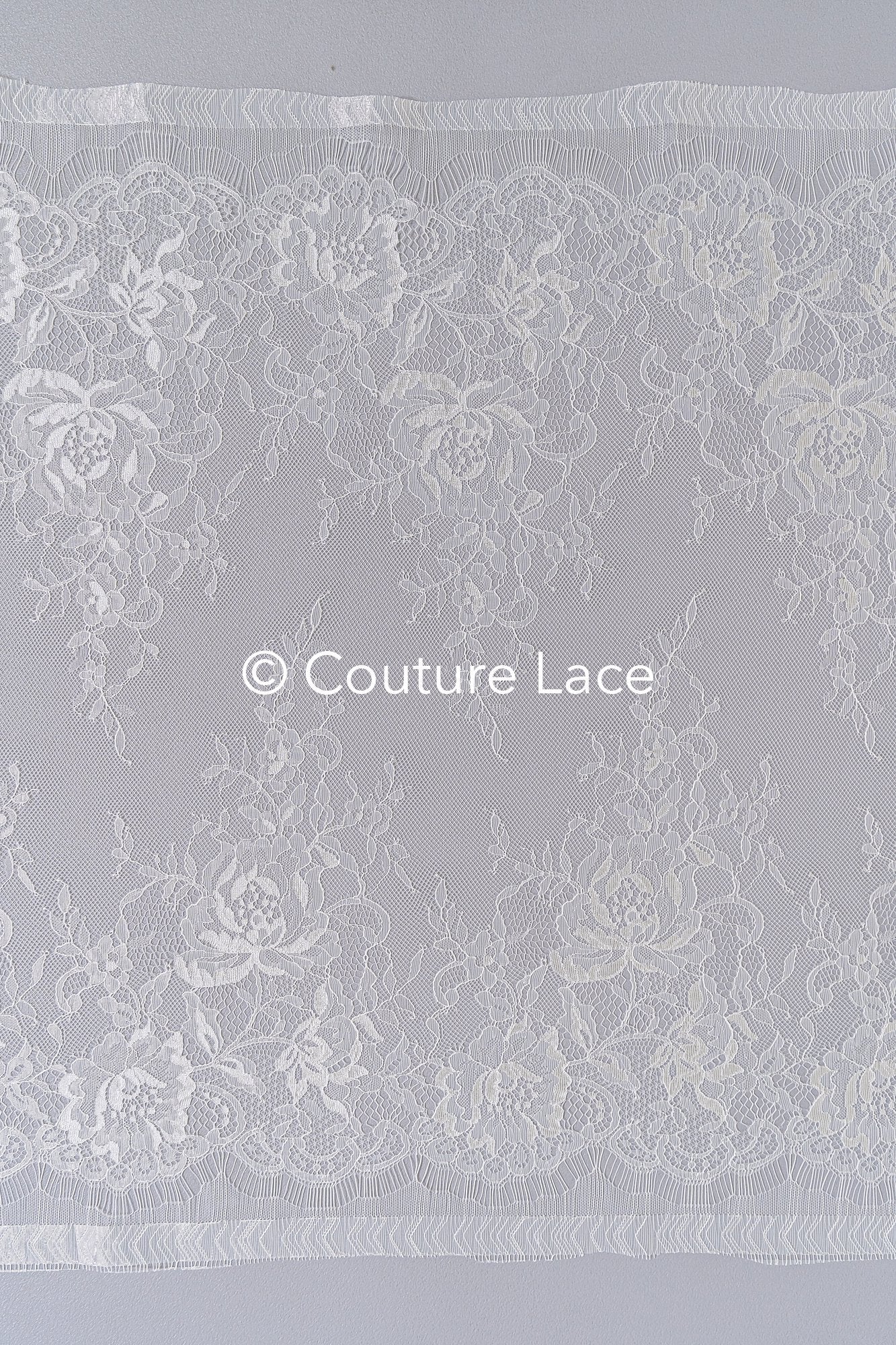 3 mètres de dentelle florale française / Bordure en dentelle Chantilly française pour mariée // L25-804