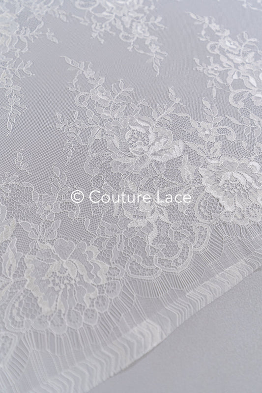 3 mètres de dentelle florale française / Bordure en dentelle Chantilly française pour mariée // L25-804